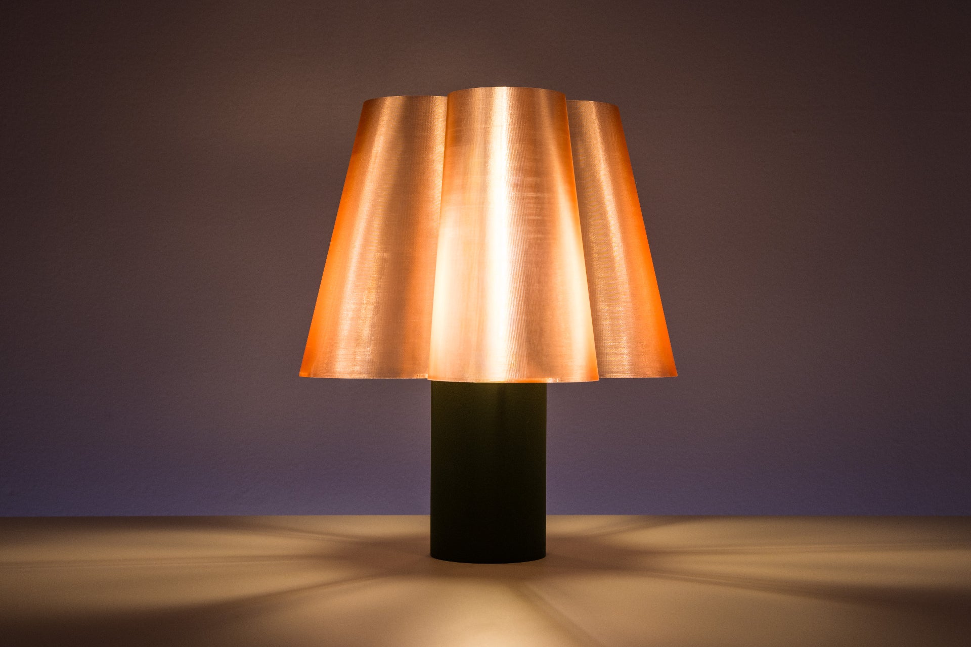 Lampada Flora accesa