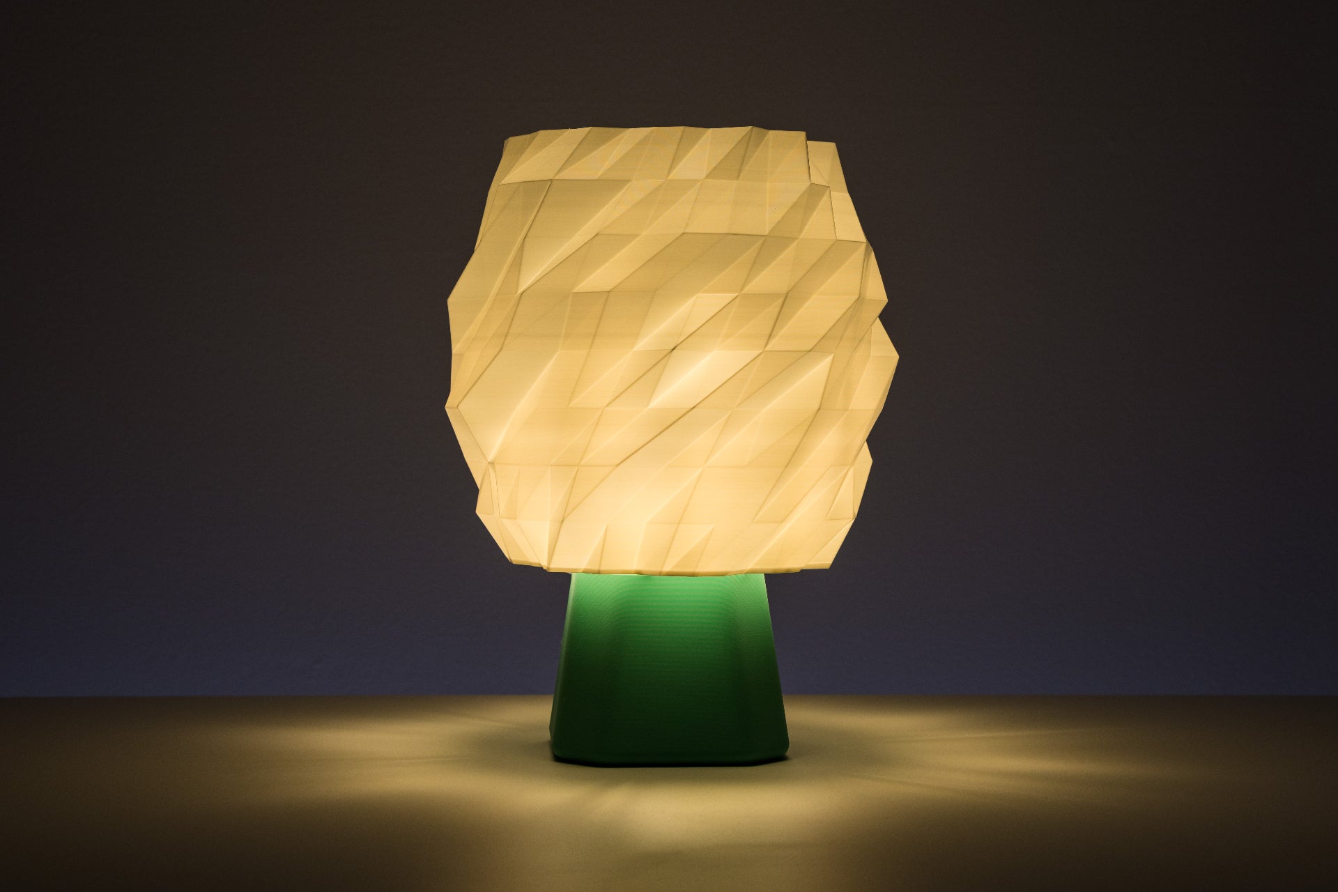 Lampada Origami accesa