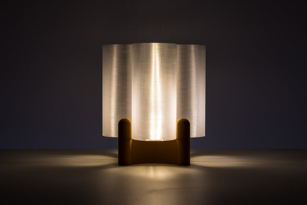 Lampada Trifoglio accesa