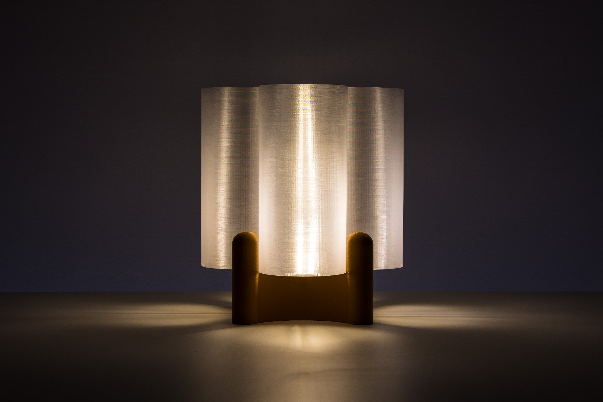 Lampada Trifoglio accesa